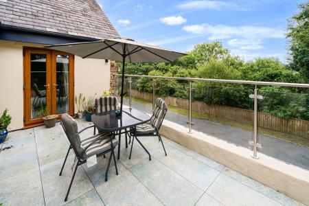 1328747-16-688251a08