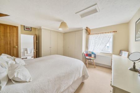 1334569-27-689df0614