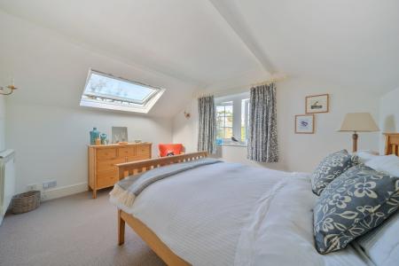 1360918-16-68dbb72c2