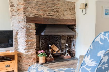 1360918-19-68dbd1356