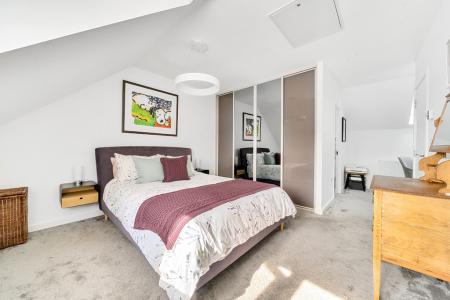 1315970-19-687e109b3