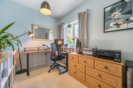 1359096-18-68daa0da0