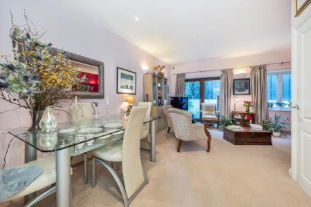 1359096-10-68da89674