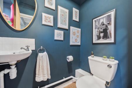 1383688-19-691df7c47