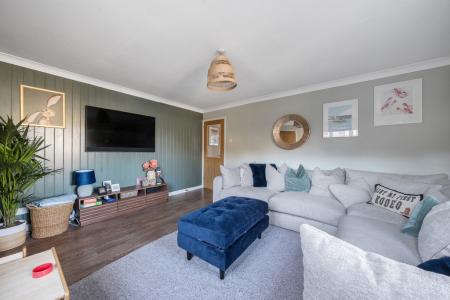 1-691f3bb499fad-1383