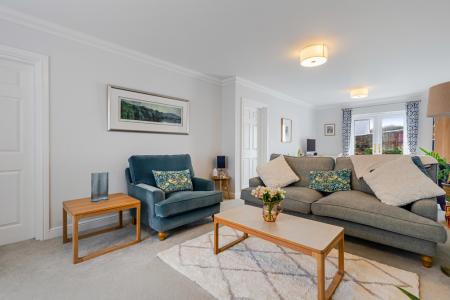 A12 - 6 Tuckers Broo