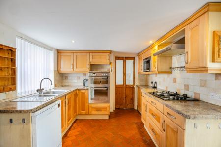 A16 - Avon House, Ki