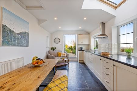 Kitchen/Breakfast Ro