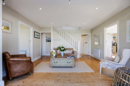 A18 - Porthole Cotta