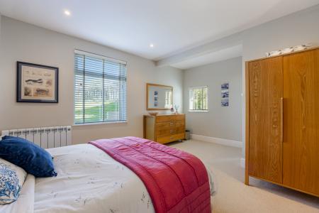 A16 - Porthole Cotta