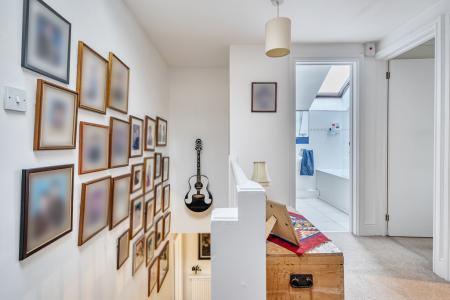 1363075-18-68e936b6a