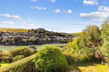 A06 - Newton Ferrers