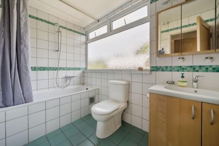 1282727-9-68416ea6d7