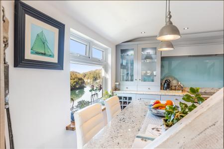 A31 - Flat 1 Heron C