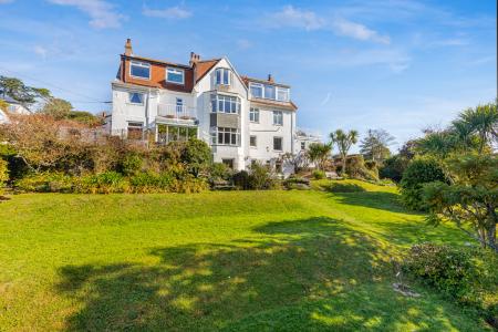 A19 - Flat 1 Heron C