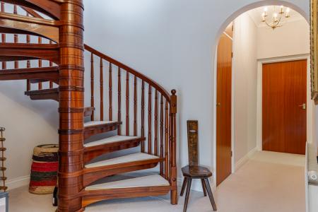 A51 - Kiora 7 Church