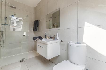 A02 - Elder Hareston