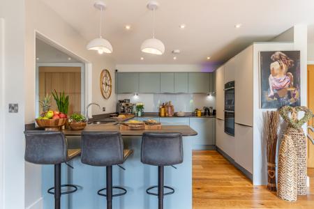 A13 - Elder Hareston