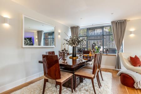 A15 - Elder Hareston