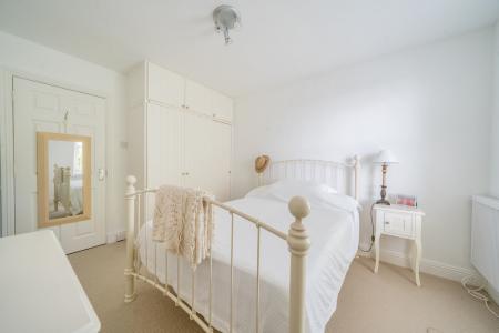 1349537-18-68c2b2fe2