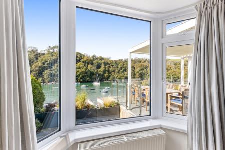 A12 - 5Gomorin, Newt