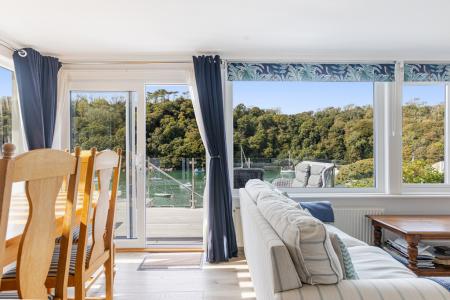 A42 - 5Gomorin, Newt