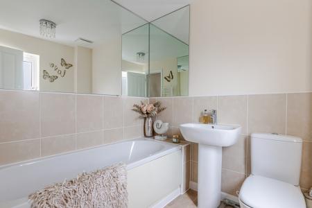 A29 - 16 Orchard Roa