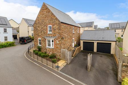 A04 - 16 Orchard Roa