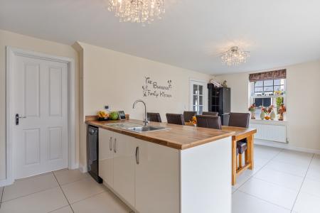 A18 - 16 Orchard Roa