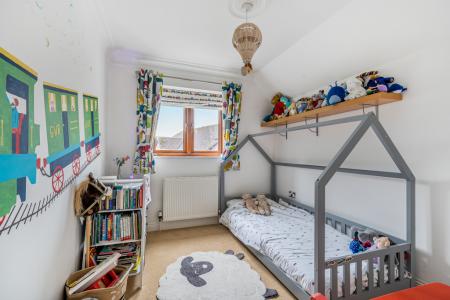 1373454-41-69023d536