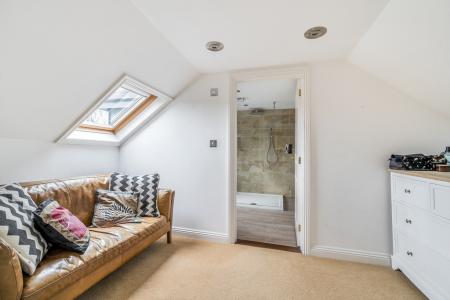 1373454-38-69023d496