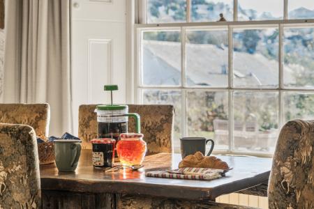 1372752-44-691b6a52c