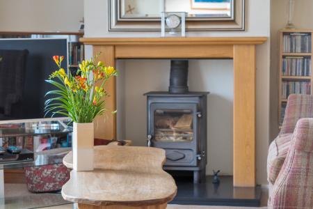 1384828-10-6929ce81c