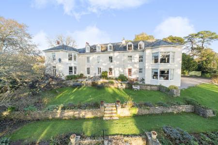 1386050-5-693d26d270