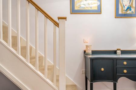 1406886-25-697baf5a9