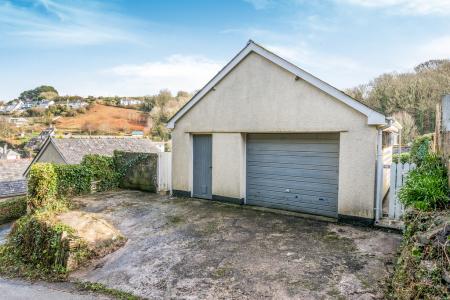 1408244-1-698226929a