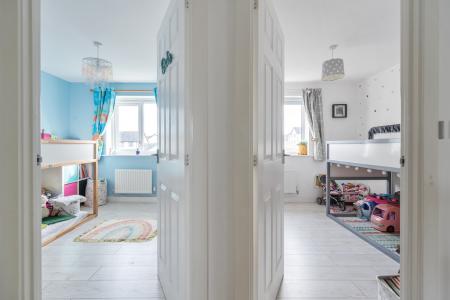 1410406-19-698df55db