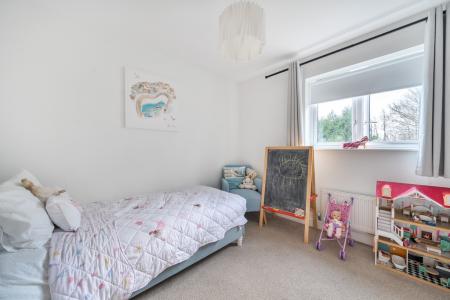 1409835-26-698ddb003