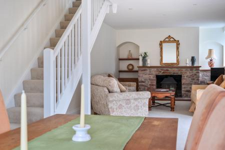 1387868-47-698b09c14