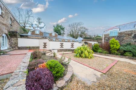 1387868-6-698b04f794