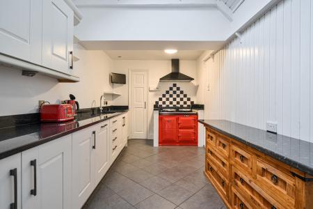 1387868-7-698b054437