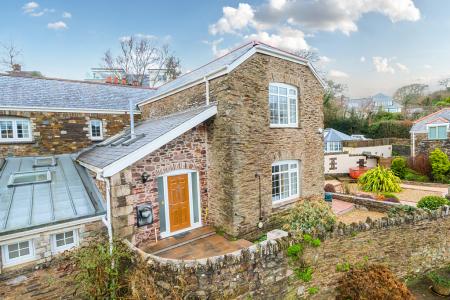 1387868-4-698b047197