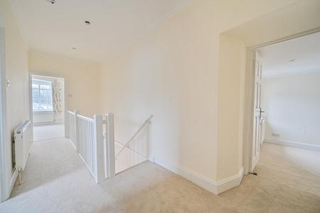 1387868-39-698b098c2