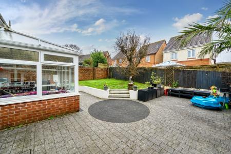 1411384-5-6998538479