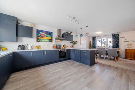 1423076-4-69a813cb16