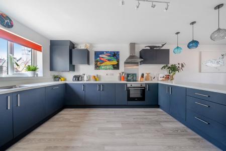 1423076-18-69a81610a