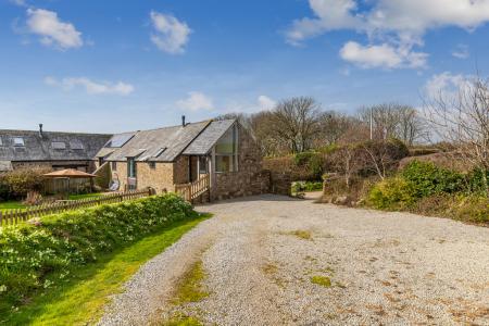 A05 - 5 Keaton Barns