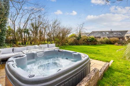 A11 - 5 Keaton Barns