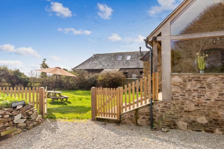 A04 - 5 Keaton Barns