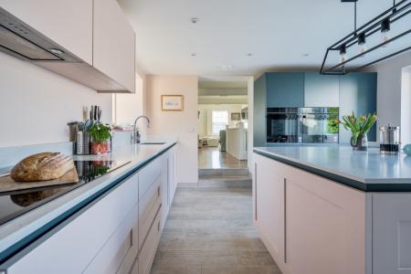 1419973-33-69a75c73b